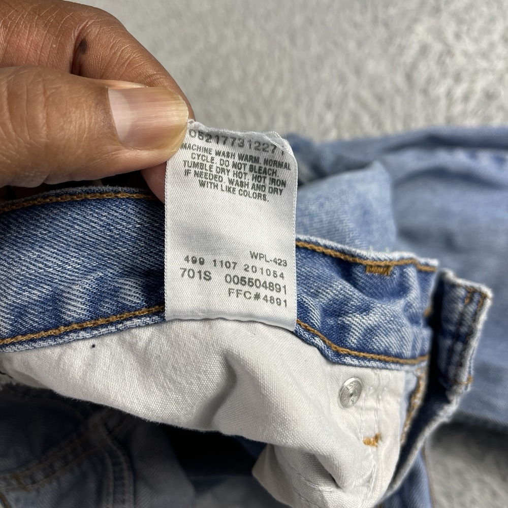 Levi's 550 Relaxed Fit Straight Leg Jeans Men's Big 33x30 Blue Medium Wash - Picture 4 of 13